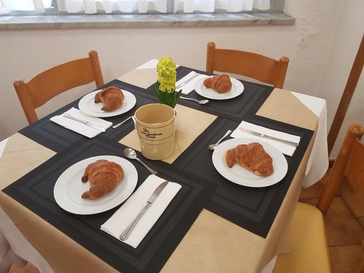 Natalina Hotel 2*